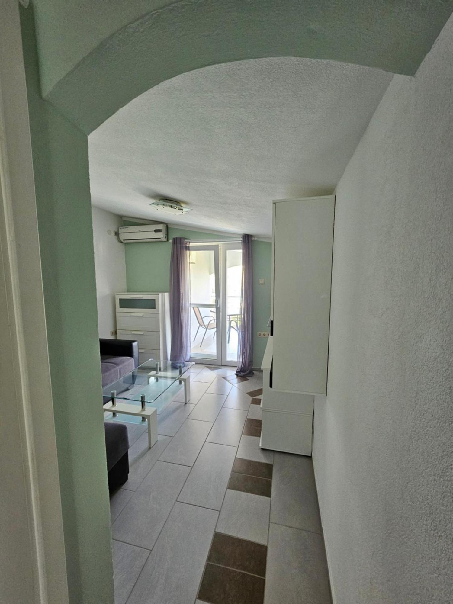 Apartments Villamare Grebastica Bagian luar foto